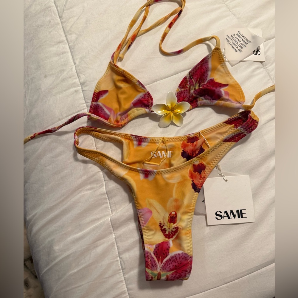 Same bathing suit size XS